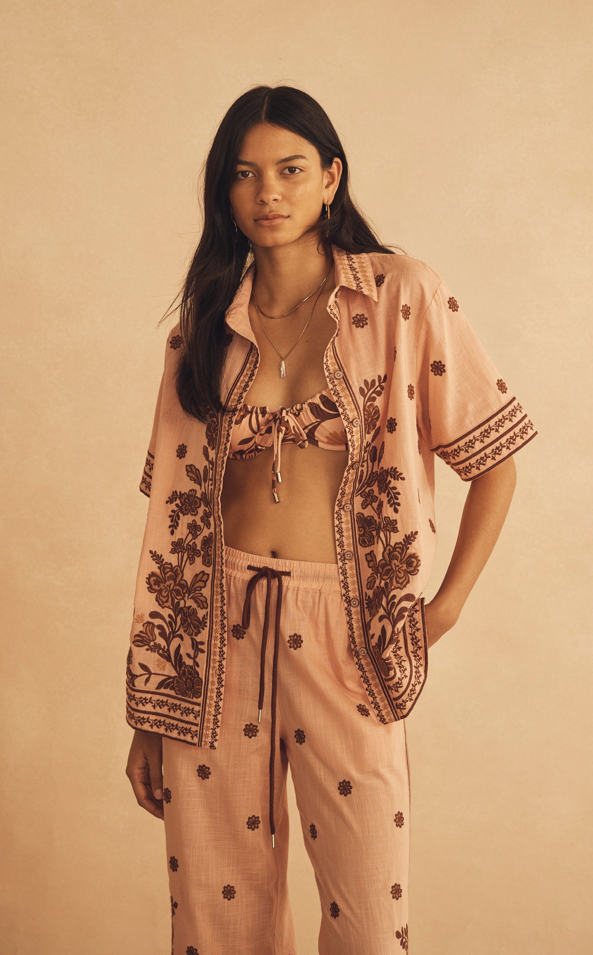 The look: INFIORATA EMBROIDERED Straight Leg Pant