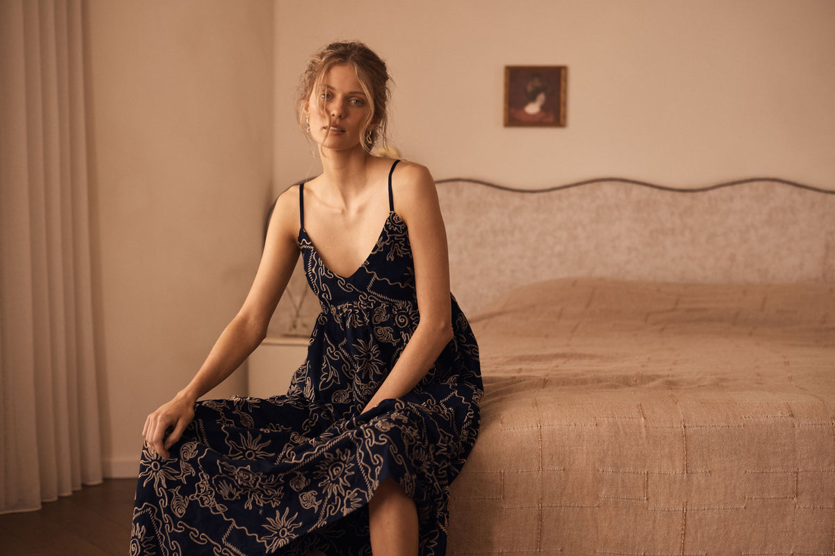 INTARSIO Embroidered Scoop Maxi Dress in navy