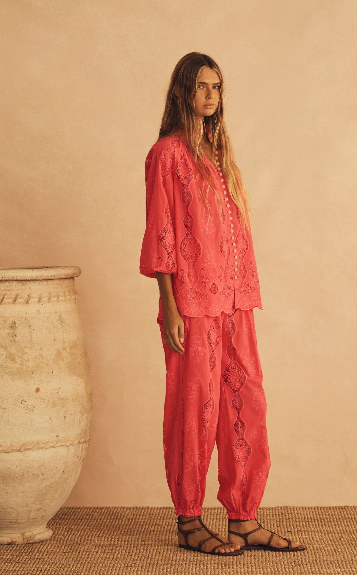 The look: PRIMAROSA TRINA Scallop Blousson Blouse