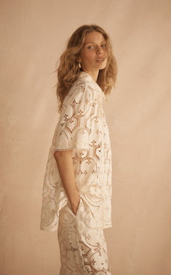 RELIQUIA Oversized Shirt