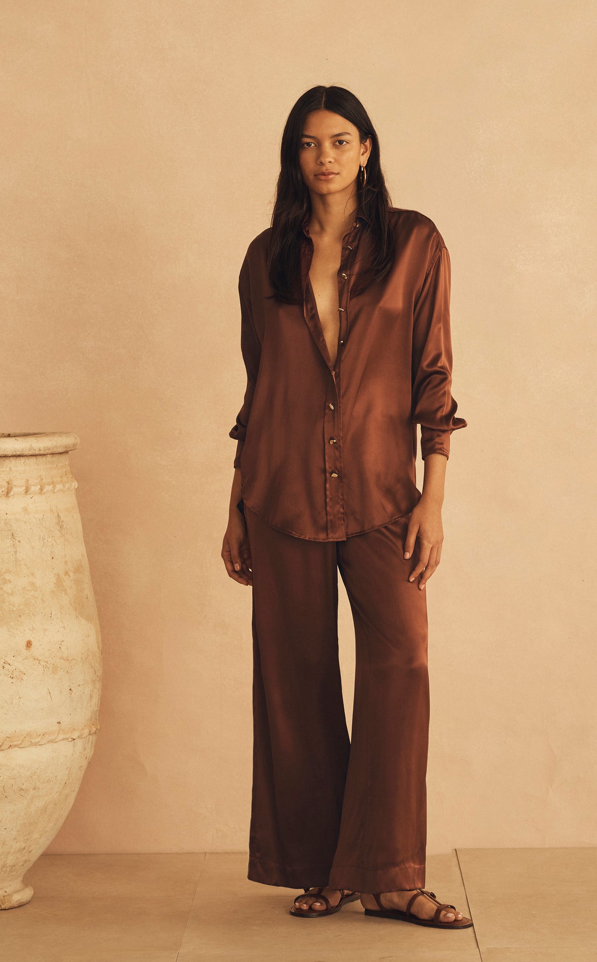 The look: ROMA DI SERA Silk Gathered Wide Leg Pant